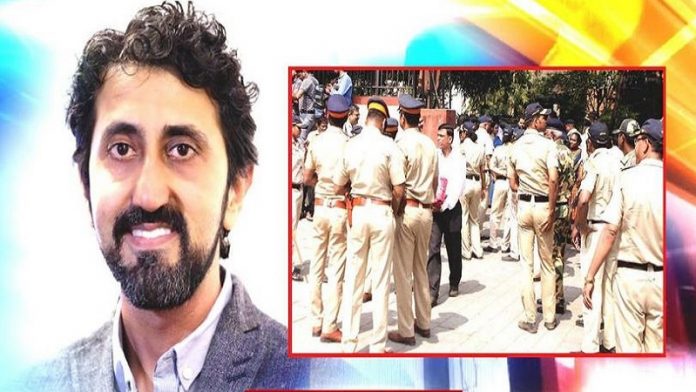रिपब्लिक, CEO विकास खानचंदानी, मुंबई पुलिस