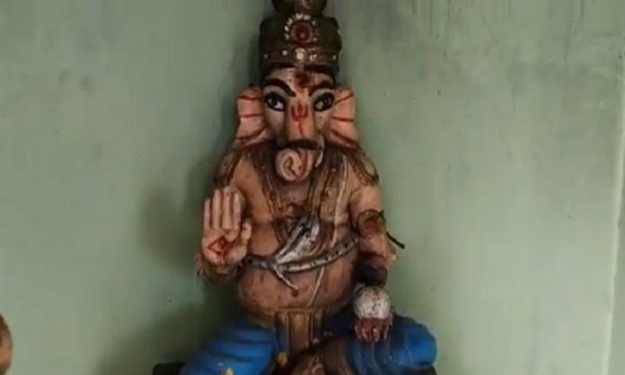 आंध्र प्रदेश में गणेश जी की मूर्ति खंडित