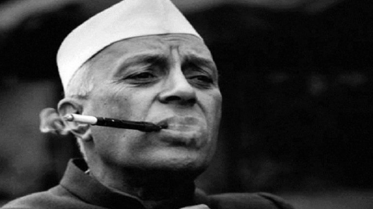 इंडियन आर्मी ने कश्मीर ही नहीं बचाया, खुद भी बची: सेना को खत्म करना चाहते थे नेहरू