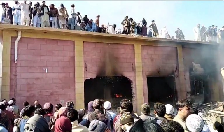 पाकिस्तान में हिन्दू मंदिर विध्वंस पर भारत ने दर्ज कराया कड़ा विरोध: अब तक 30 गिरफ्तार और 350 पर FIR