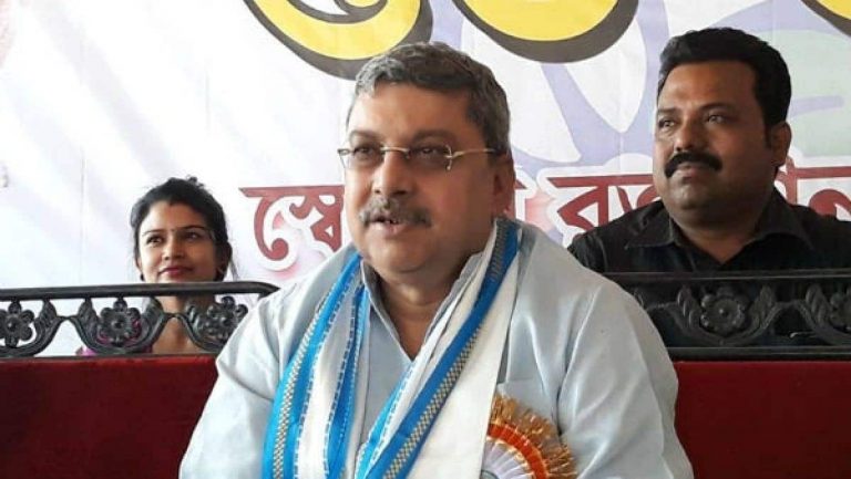 ‘सीता राम के पास जाकर बोलीं… सौभाग्य था रावण ने हरण किया’: देवी सीता पर TMC सांसद की अपमानजनक टिप्पणी