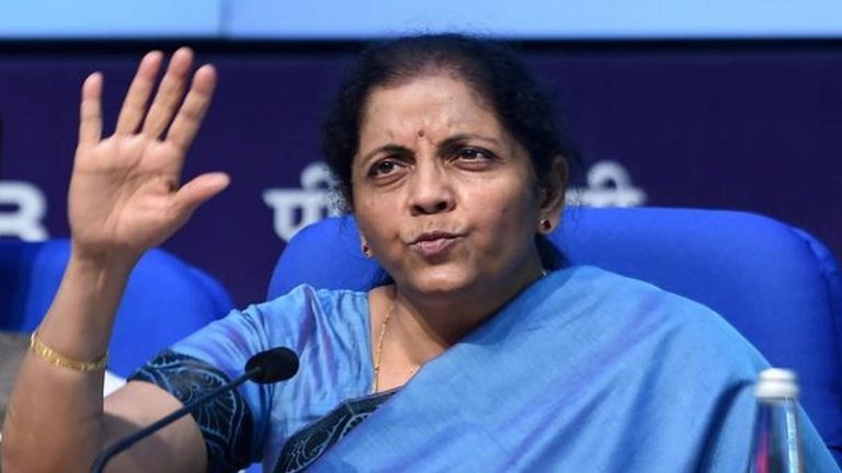 चालू वित्त वर्ष में करीब 9% की आर्थिक वृद्धि दर का अनुमान, वित्त मंत्री ने पेश किया इकोनॉमिक सर्वे: चौथा सबसे बड़ा विदेशी मुद्रा भंडार