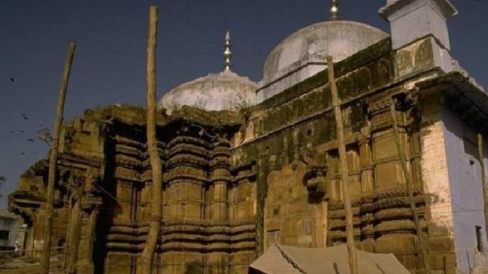 काशी, ज्ञानवापी मस्जिद, अदालत