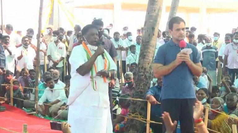 मछुआरन ने तमिल में की राहुल गाँधी से शिकायत, कॉन्ग्रेसी CM नारायणसामी बोले- मेरी तारीफ कर रही है