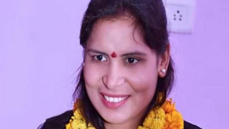 छत्तीसगढ़ में सरकारी फरमान: कॉन्ग्रेस MLA शकुंतला साहू के जन्मदिन में दरी बिछाएँ-जलपान बाँटे कर्मचारी