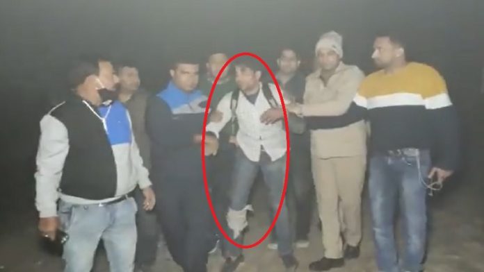 यूपी पुलिस, रेप, अपराधी