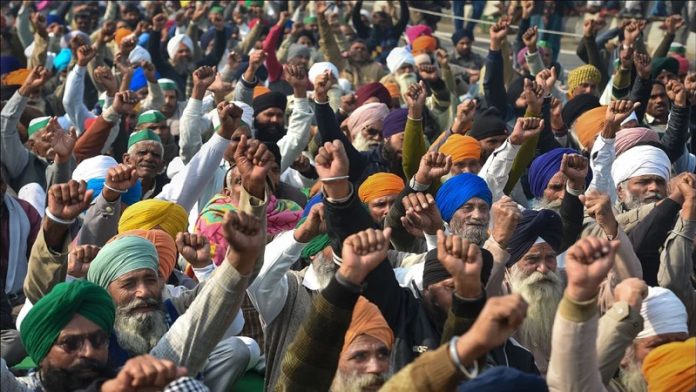प्रदर्शनकारी किसान