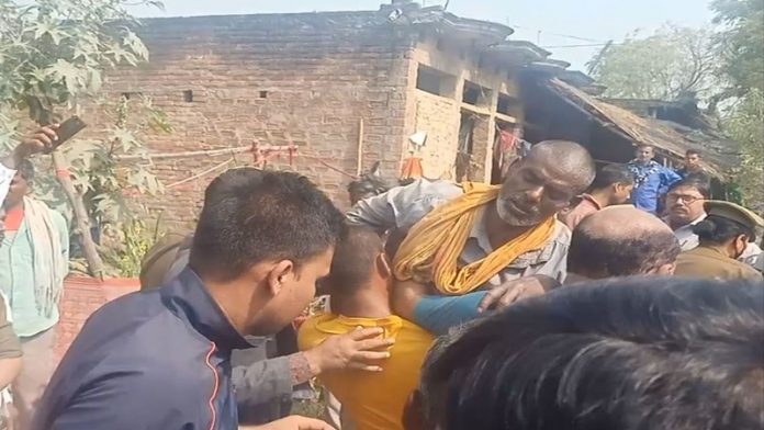 पीड़िता पिता उन्नाव पुलिस