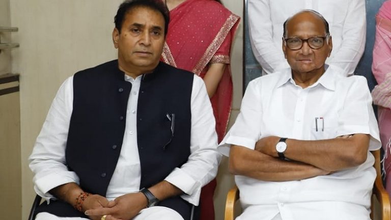 पवार की कहानी में कई लूपहोल, नागपुर में होम आइसोलेशन की देशमुख ने ही खोल दी पोल: ₹100 करोड़ की वसूली में उलझी NCP
