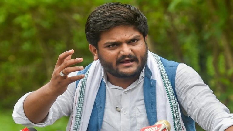 ‘2 सीटों के चक्कर में हमारी 36 सीटें चली गईं’ – हार्दिक पटेल ने दिखाए बागी तेवर लेकिन कहा – ‘बना रहूँगा कॉन्ग्रेस में’