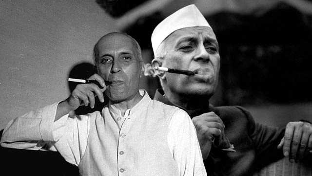 नेहरू सिगरेट 555