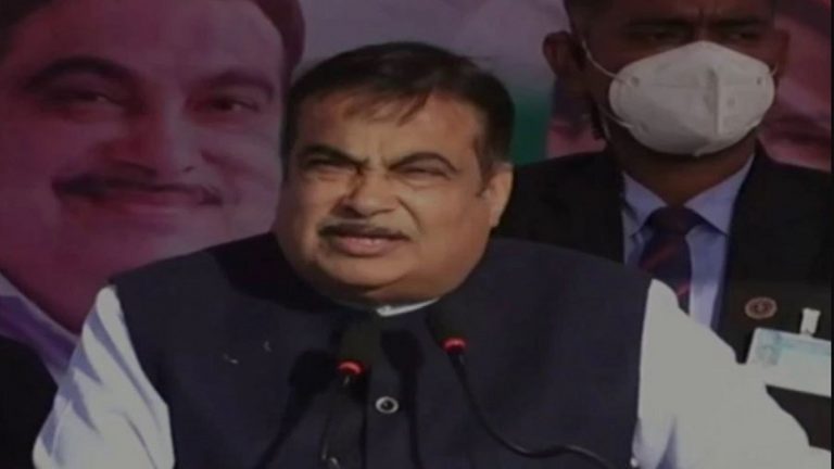 ‘इस बार चुनाव बंगाल के भविष्य का, ऐसा करंट लगेगा कि कुर्सी से 2 फुट ऊपर उठ जाएँगी ममता’: नितिन गडकरी