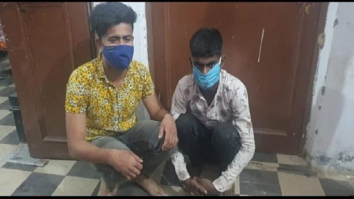 छात्रा, चाकू, गाजियाबाद, अमान