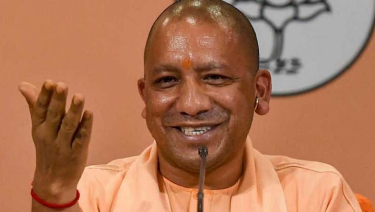 ‘CM योगी आदित्यनाथ ने पत्रकार को दी गाली’ – AAP और सपा नेता जिस वीडियो को कर रहे वायरल, उसका फैक्ट चेक