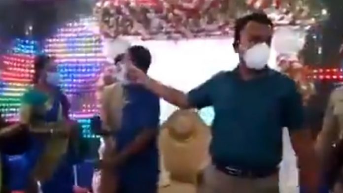 DM शैलेश यादव, शादी समारोह