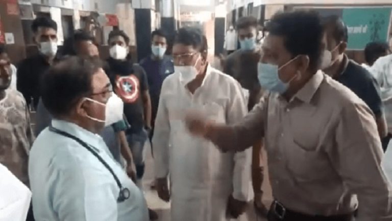 डॉक्टर के साथ कॉन्ग्रेसी नेता और पूर्व मंत्री की बदतमीजी, लाचार होकर दिया इस्तीफा: CM शिवराज ने उठाई आवाज