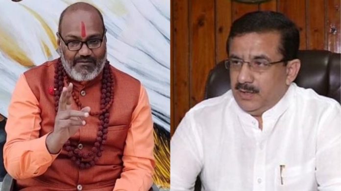 यति नरसिंहानंद सरस्वती और वसीम रिजवी