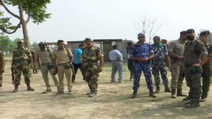 सीआईएसएफ द्वारा आत्मरक्षा में ओपन फायर करने पर 4 की मौत