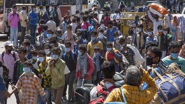 मुंबई में हो क्या रहा है! बिना टेस्ट ₹300 में कोरोना नेगेटिव रिपोर्ट, ₹10000 देकर क्वारंटाइन से मिल जाती है छुट्टी: रिपोर्ट