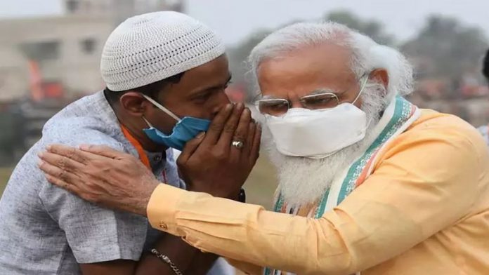 पीएम मोदी, जुल्फिकार