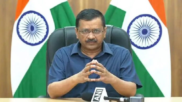 अरविंद केजरीवाल, तिरंगा, राष्ट्रीय ध्वज