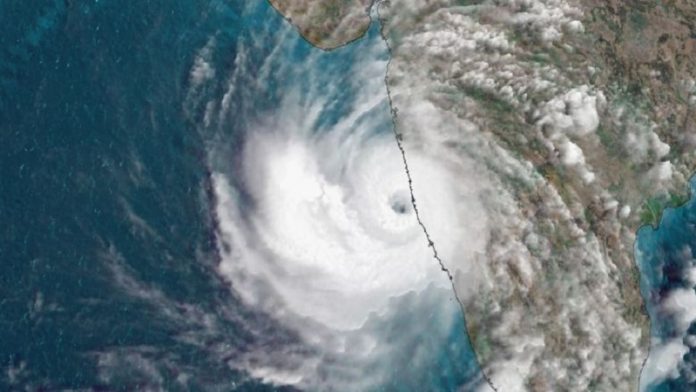 Cyclone Tauktae और चक्रवाती तूफ़ानों के बारे में सारी जानकारी