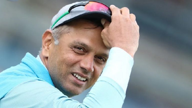 क्यों ‘प्रतिभाओं की फौज’ खड़ी करने वाले राहुल द्रविड़ का एक सीरीज नहीं टीम इंडिया का फुल टाइम कोच बनना जरूरी?