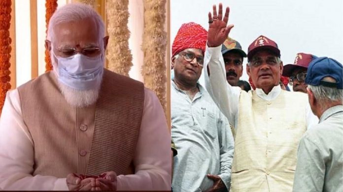 नरेंद्र मोदी, वाजपेयी