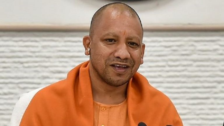 यूपी में लोगों को 3 महीने का मुफ्त राशन, कोरोनाकाल में अनाथ हुए बच्चों का पूरा खर्च उठाएगी योगी सरकार