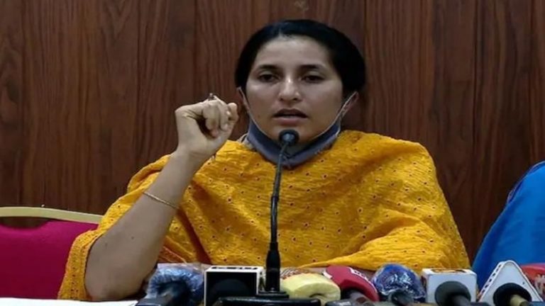 ओलंपियन मयूखा ने दोस्त के रेप केस में लगाए गंभीर आरोप, कहा- आरोपित को बचा रहे त्रिशूर के बिशप और केरल के एक मंत्री