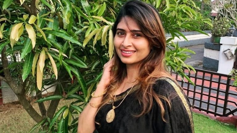 फिल्ममेकर आयशा सुल्ताना के खिलाफ राजद्रोह का केस, अब्दुल खादर ने की थी शिकायत: लक्षद्वीप प्रशासक को बताया था ‘बायो-वेपन’