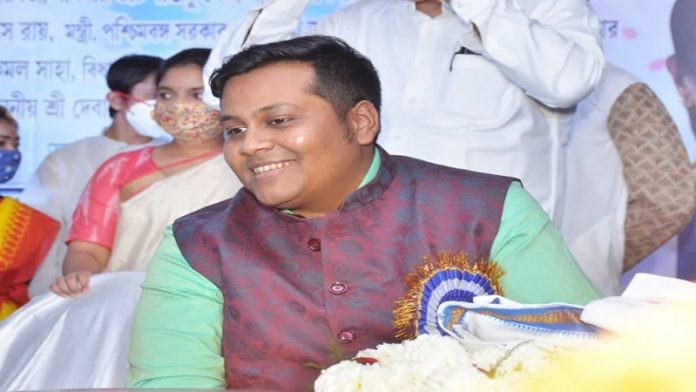 फर्जी आईएएस देबांजन देब कोलकाता