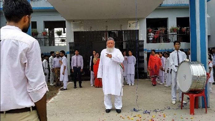 फतेहपुर स्कूल, हरिश्चंद्र, विजय