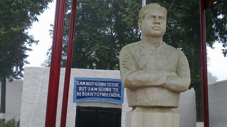 ‘हिन्दू हूँ, पुनर्जन्म लेकर स्वतंत्र भारत में फिर आऊँगा’: गीता पाठ कर फाँसी के फंदे पर झूलने वाला ‘काकोरी’ का नायक
