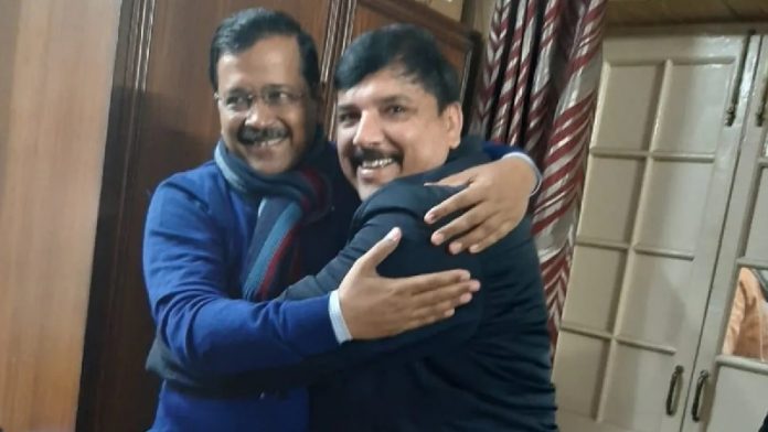 संजय सिंह, AAP, पार्टी फंड