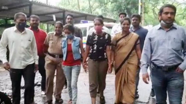 ₹3.28 लाख की चोरी में दो एक्ट्रेस गिरफ्तार: पेइंग गेस्ट बन कर किया अपराध, ‘क्राइम पेट्रोल’ में भी की है काम