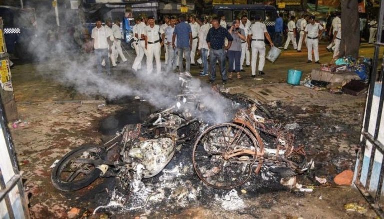 आज मार रहे हो… कल जनता तुम्हें ‘मारेगी’ (चुनावी मैदान में): पश्चिम बंगाल पर हर चुप्पी का बदला इसी लोकतंत्र में