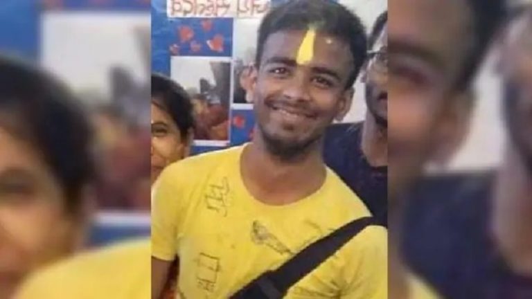 इस्लामीकरण के शिकार मूक-बधिर आदित्य की घर-वापसी: मंदिर जाकर की पूजा, माँ ने IFD के खिलाफ लड़ने का किया फैसला