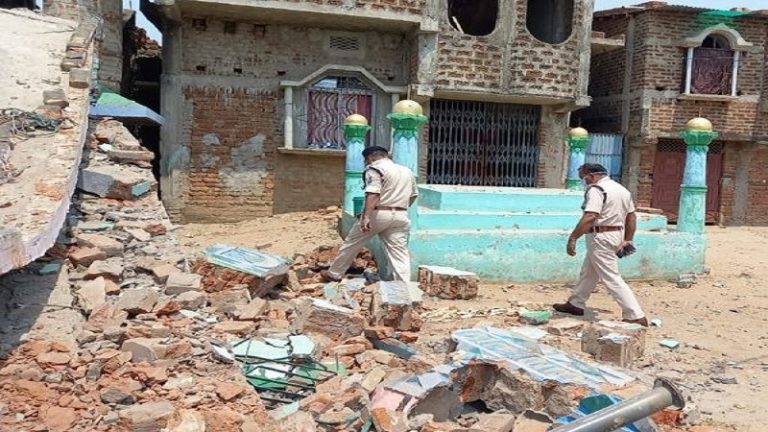 ‘अनुदान ले आतंकी तैयार करते हैं मदरसे’: मस्जिद के पास ब्लास्ट की गुत्थी अनसुलझी, बांग्लादेशी कनेक्शन के कयास