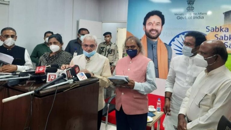 ‘बंगाल में एक खास पार्टी को वोट नहीं देने वाले बने निशाना’: फैक्ट फाइंडिंग कमेटी ने ममता सरकार को बताया फेल, पुलिस भी बेनकाब