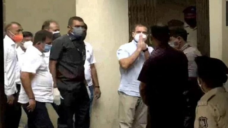 ‘हर चोर का मोदी सरनेम क्यों’: सूरत की कोर्ट में पेश हुए राहुल गाँधी, कहा- कटाक्ष किया था, अब याद नहीं