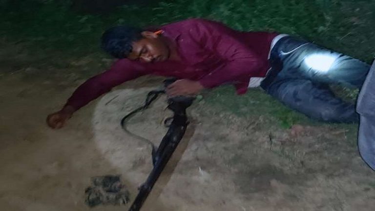 गोरखपुर में मिथुन गैंग के बदमाशों से मुठभेड़, हत्यारोपित गैंगस्टर को यूपी पुलिस ने मारी गोली: साथी फरार