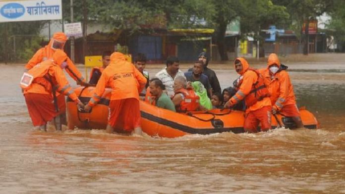 महाराष्ट्र बाढ़ बारिश मौत राहत