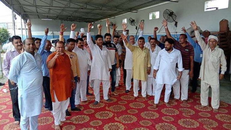 ‘7 महीने से व्यापार ठप, रोजी-रोटी का संकट’: GT रोड खुलवाने 21 जुलाई को सिंघु बॉर्डर तक होगा सोनीपत के ग्रामीणों का मार्च