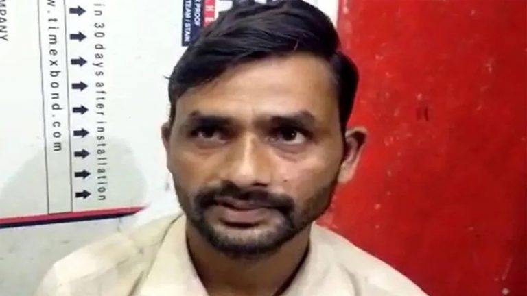 ‘गोलू बनकर आया… हाथ पकड़े-गाल छूए’: 13 साल की बच्ची ने इंदौर के चूड़ी वाले तस्लीम की बताई करतूत, POCSO एक्ट के तहत केस
