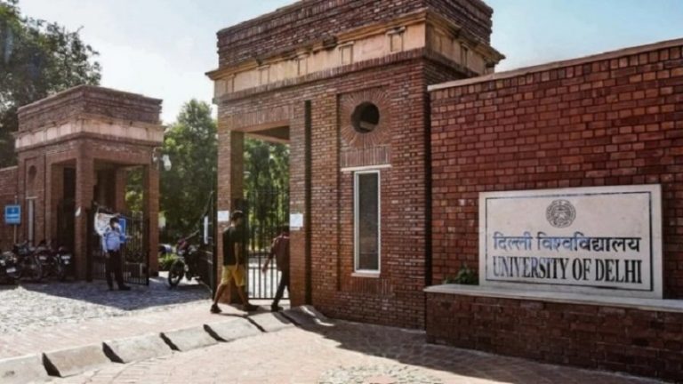 DU के सिलेबस से महाश्वेता देवी की ‘द्रौपदी’ हटाने का NDTF ने किया समर्थन, वामपंथियों के हिंदू विरोधी प्रोपेगेंडा को किया बेनकाब