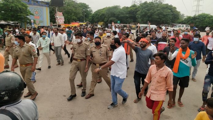 कानपुर, धर्मांतरण, लड़की, छेड़खानी