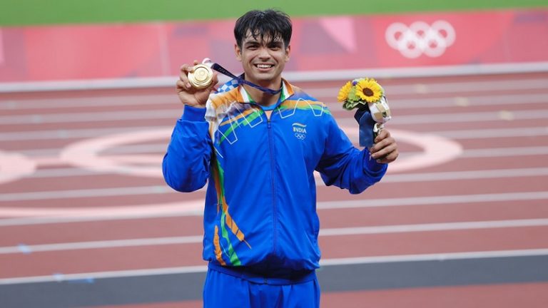 ‘भोले बाबा, हमारा निज्जू सबसे दूर भाला फेंके’: गाँव में किसी ने शिवरात्रि का व्रत रखा तो किसी ने शिवलिंग पर जल चढ़ाया
