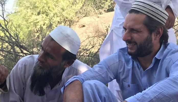 लड़की इस्लाम अफरीदी