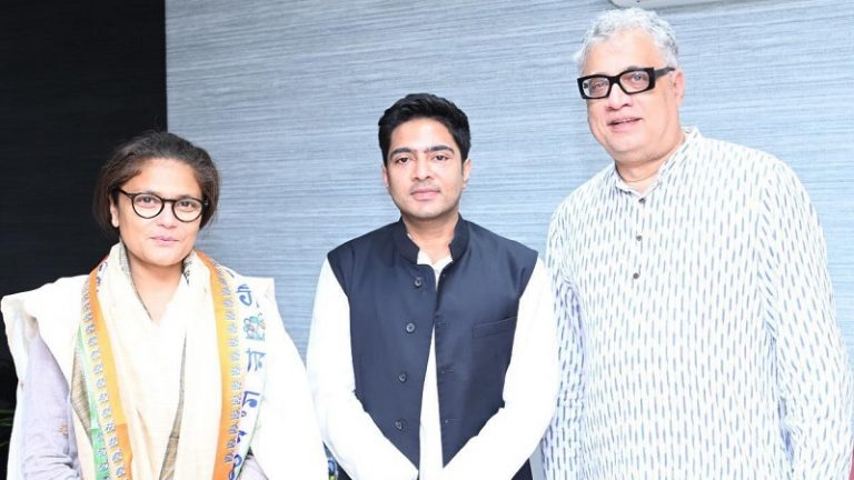 ‘धोखेबाज! गिरगिट! पैसे के लिए पिता का नाम डूबा दिया’: ‘खेला होबे’ का नारा लगा TMC में गई महिला कॉन्ग्रेस अध्यक्ष, भड़के कॉन्ग्रेसी